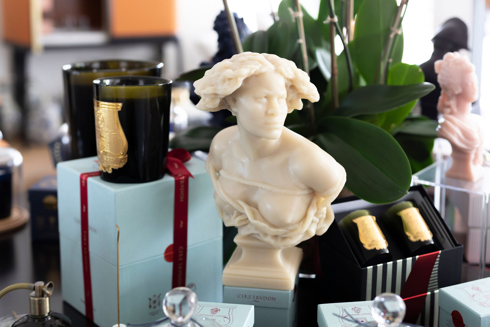 5 Home Fragrances That Look as Good as They Smell