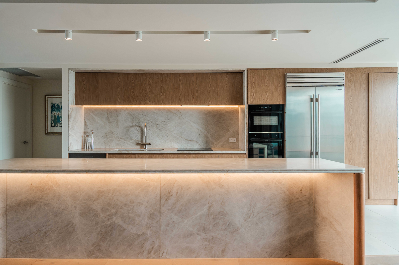 Refinery Parade - Kitchen