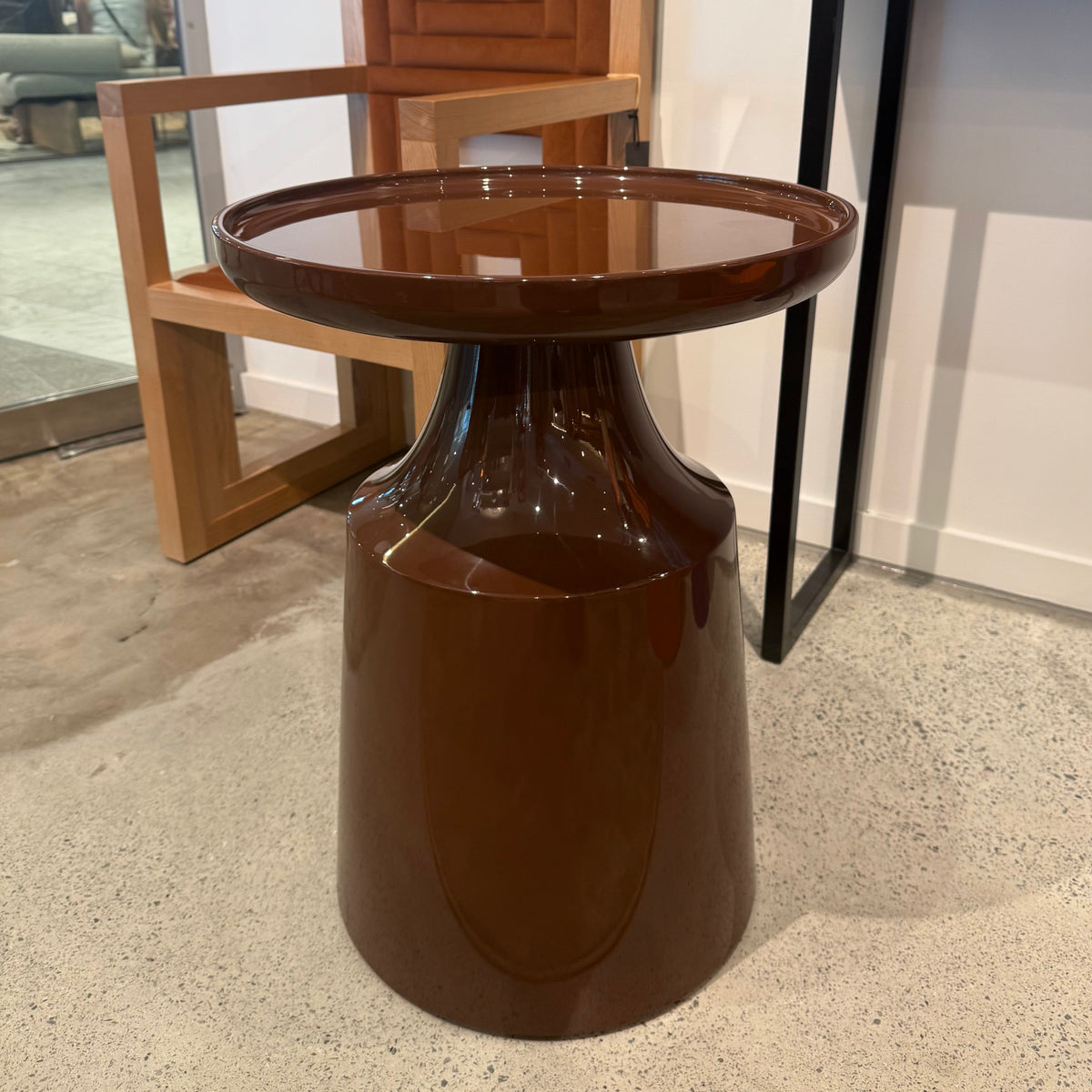 KLEMENZA | Totem Tulip Side Table - Chocolate