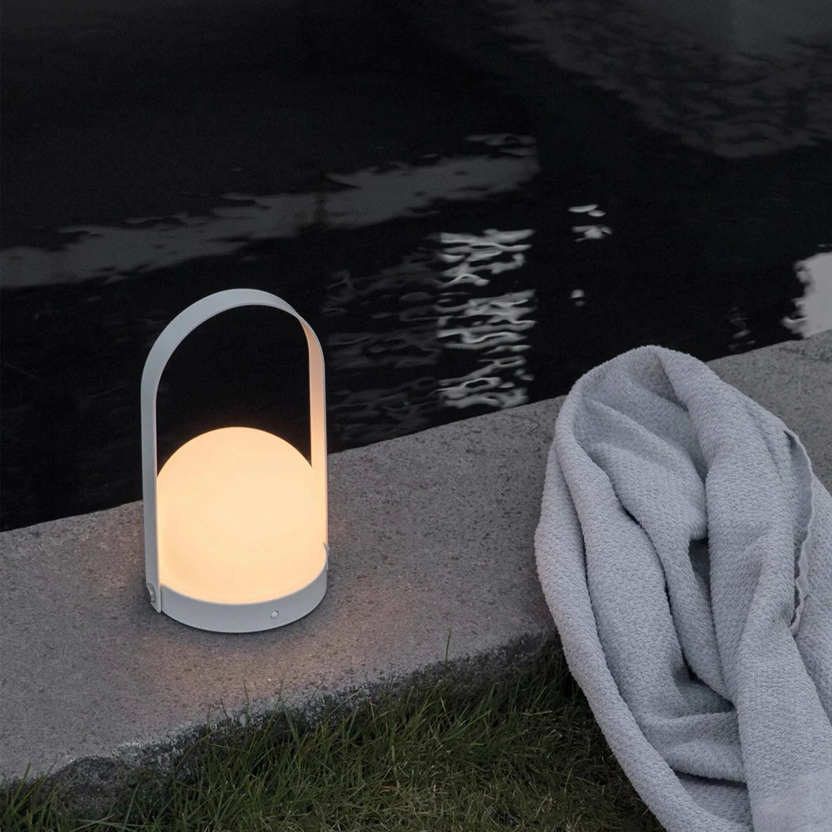 Carrie portable led lantern deals
