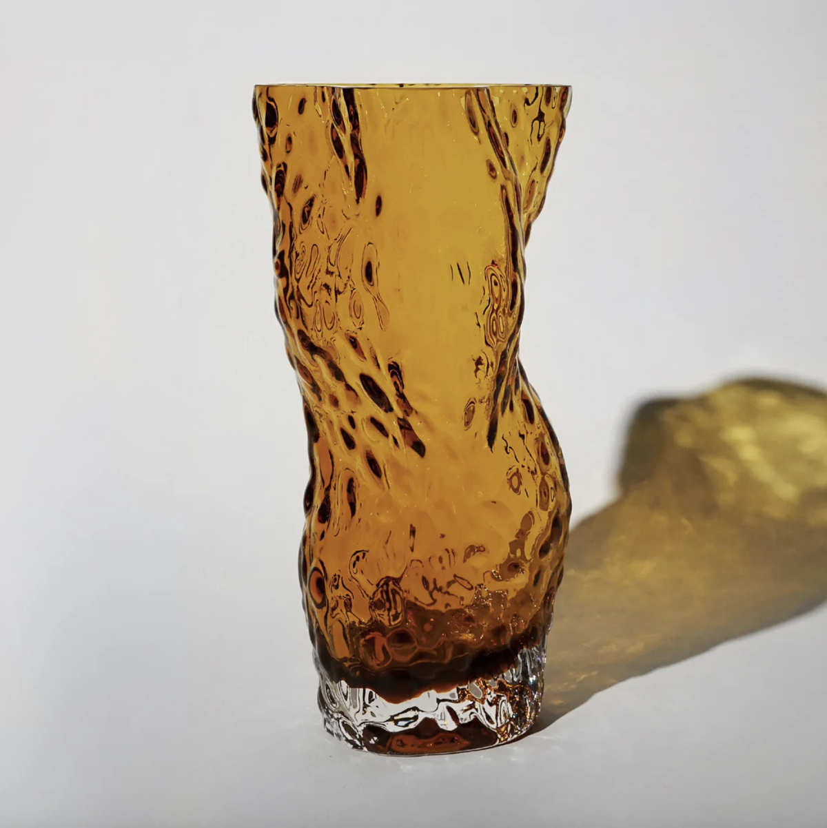 Ostrea Rock Glass Vase - Amber