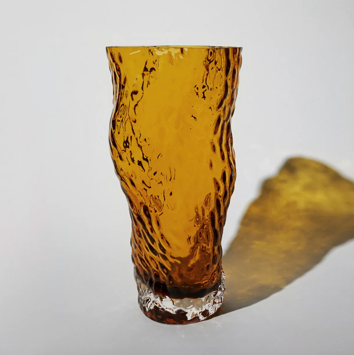 Ostrea Rock Glass Vase - Amber