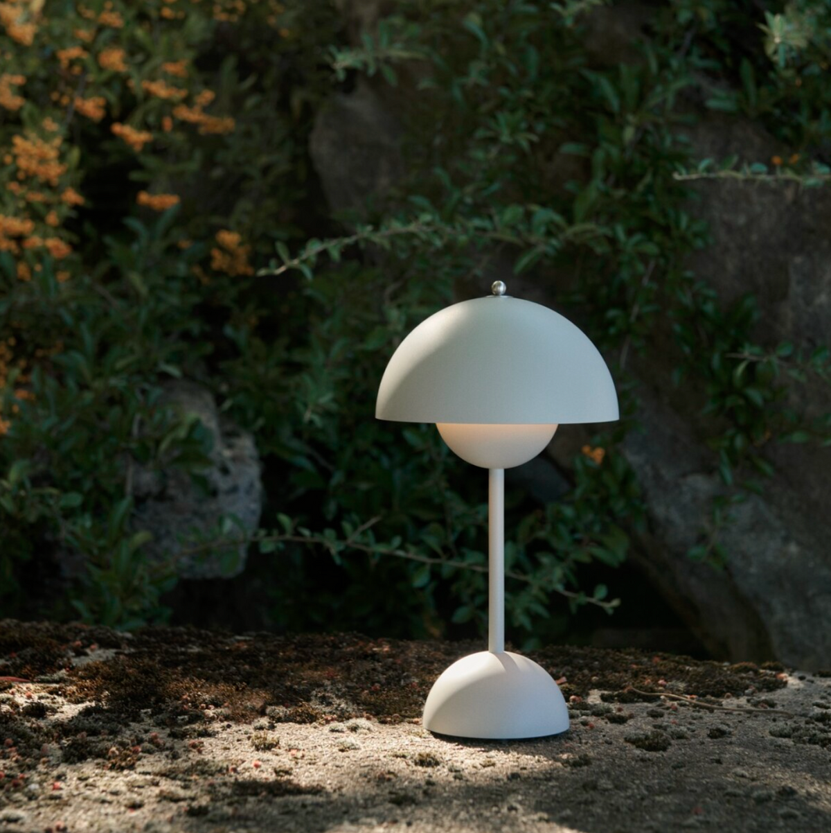 Flowerpot Portable (VP9) - Matte White