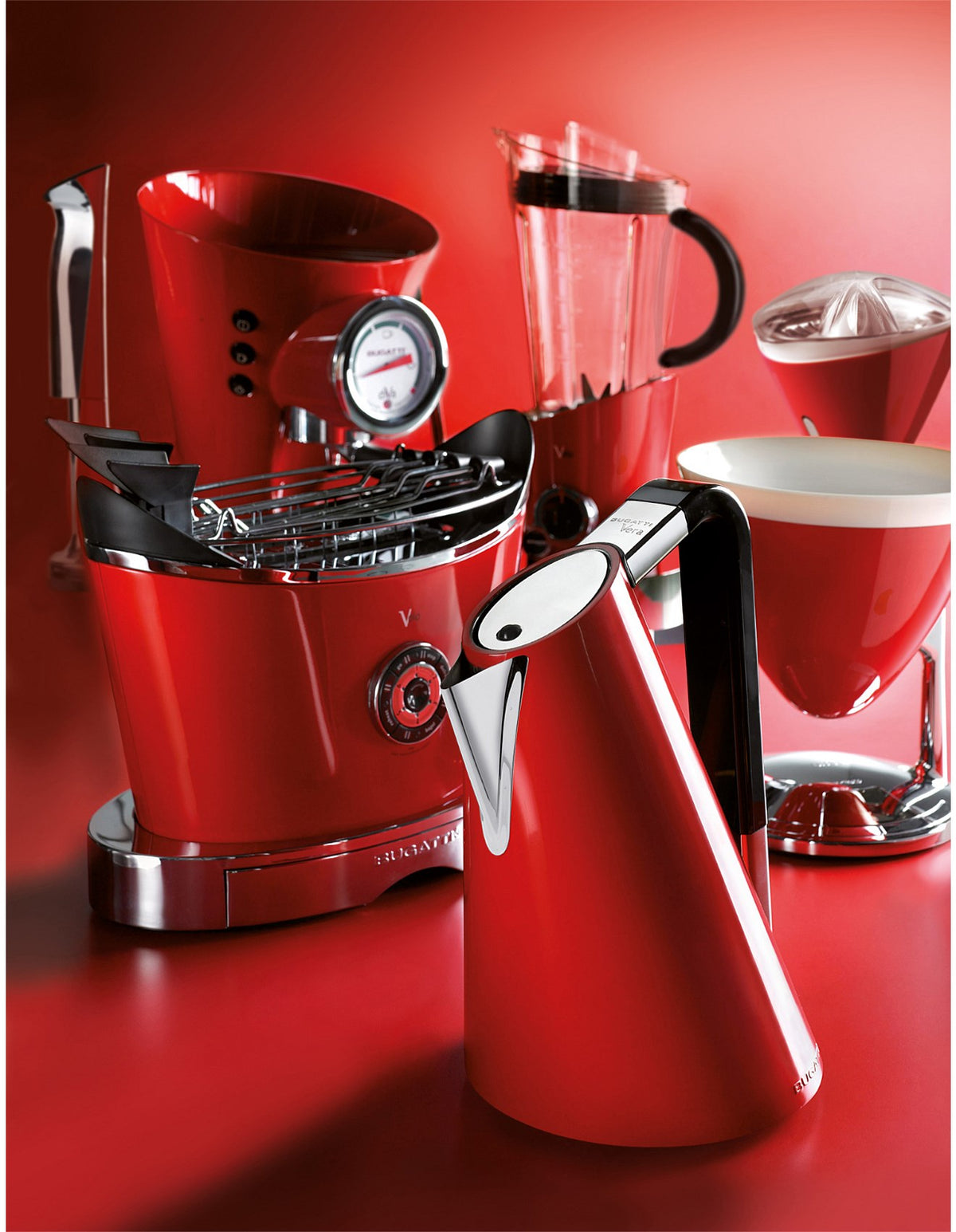 Vera Kettle | Red Gloss