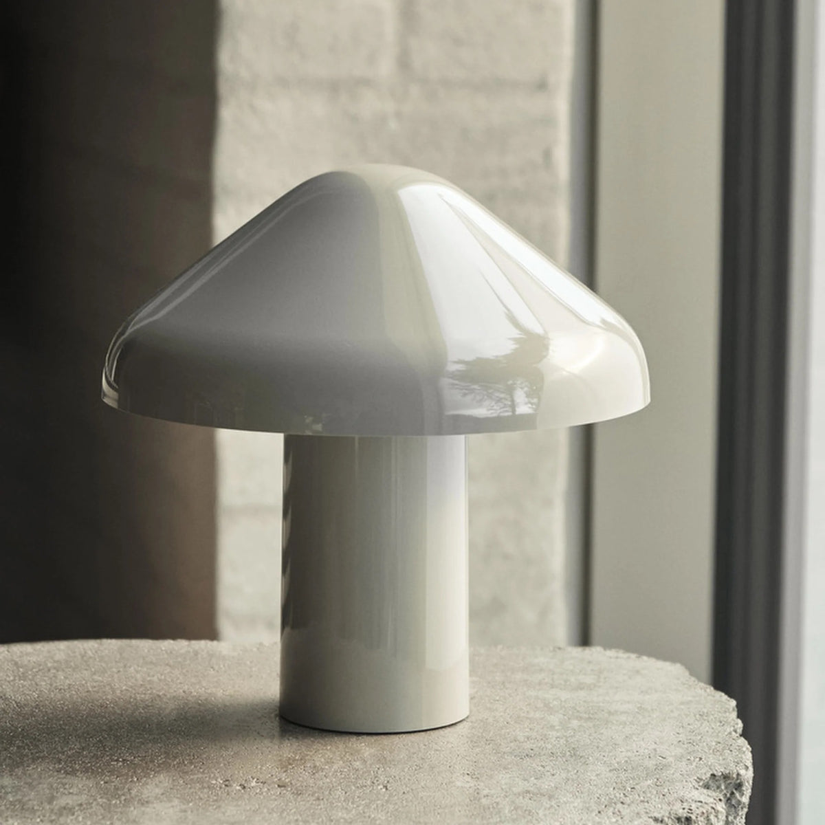 Pao Portable Lamp | Cool Grey